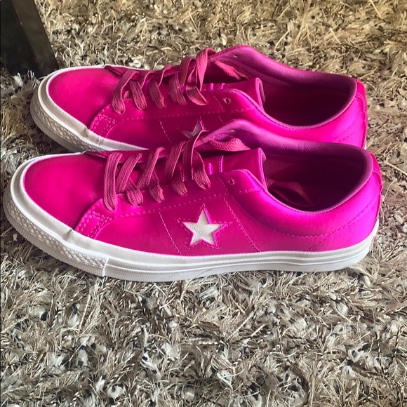 Converse magenta hot pink one star satin sneakers - Picture 5 of 9